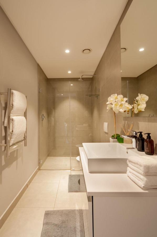 Greenpoint Designer Apartment Near Stadium & Waterfront Città del Capo Esterno foto